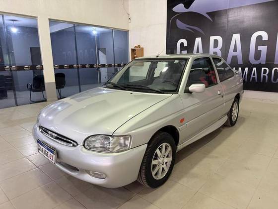 FORD ESCORT 1.8 MPI RS 16V GASOLINA 2P MANUAL FORD ESCORT 1.8 MPI RS 16V GASOLINA 2P MANUAL